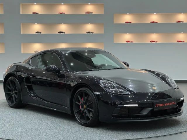 Porsche Cayman 4 Coupé GTS