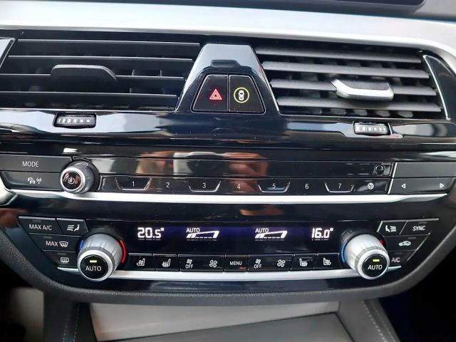 BMW 530 530e Touring xDrive