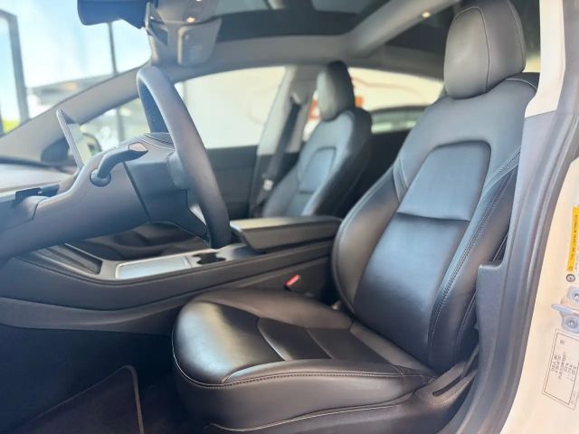 Tesla Model 3 * VERKAUFT*