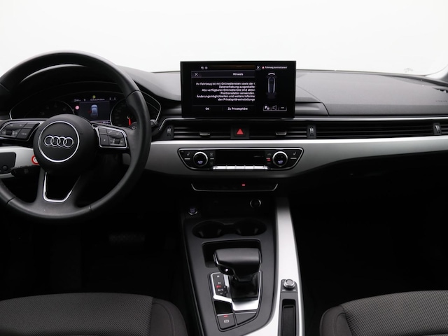 Audi A4 35 TFSI Avant S-Tronic