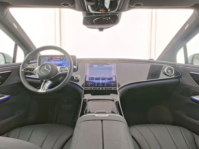 Mercedes-Benz EQE 300 Electric Art Sedan