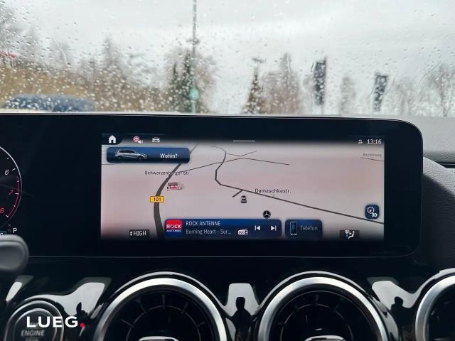 Mercedes-Benz B 200 Progressive Sedan