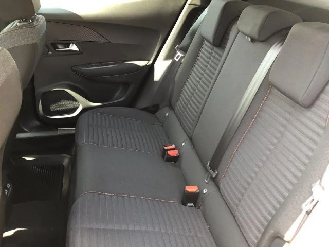 Peugeot E-2008 Active Pack