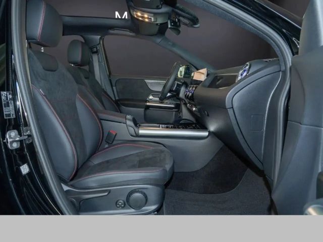 Mercedes-Benz GLA 180 AUT DynLicht Fernlichtass. Kam. KeyLess