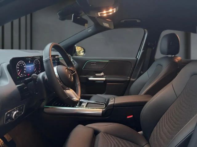 Mercedes-Benz GLA 200 Progressive