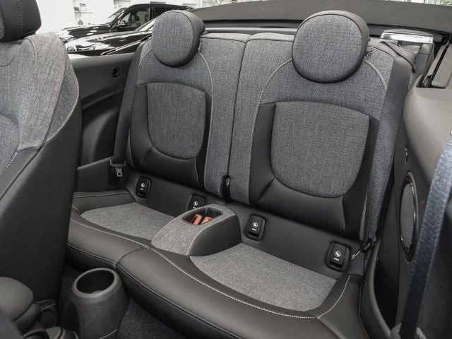 MINI Cooper Cabrio Cooper Classic Trim Aut. HUD NAVI LED PDC V+H DAB