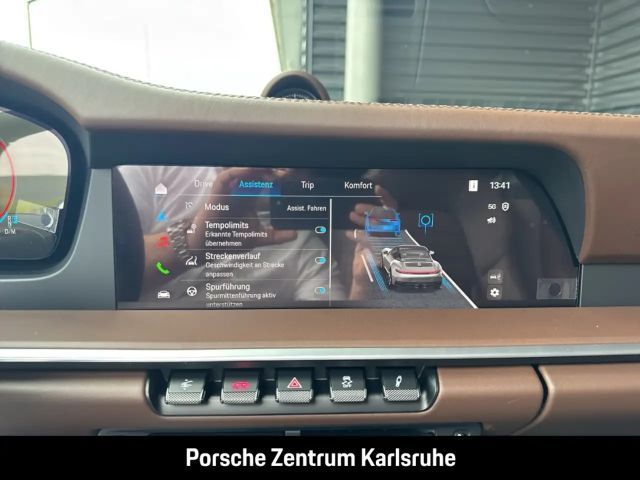 Porsche 992 4 Coupé GTS Targa