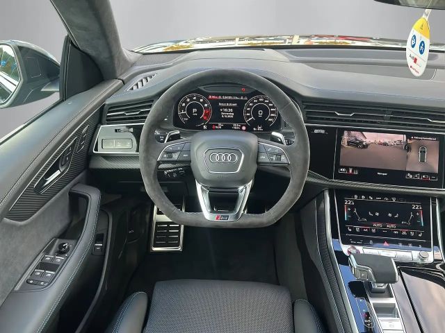 Audi RS Q8 Performance