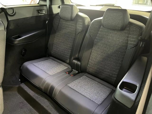 Peugeot 5008 Allure Pack Hybrid