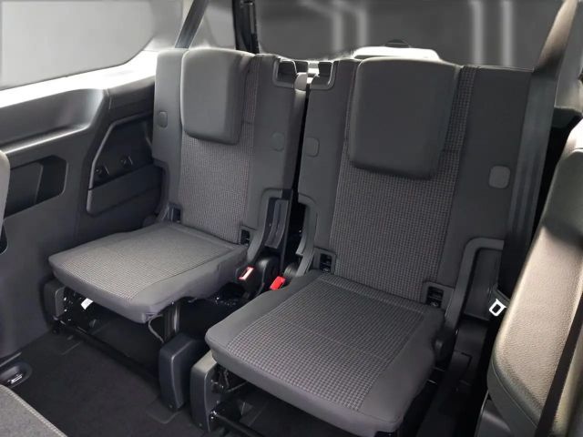 Volkswagen Caddy 1.5 TSI Combi DSG