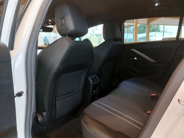 Opel Astra GS-Line Grand Sport Turbo