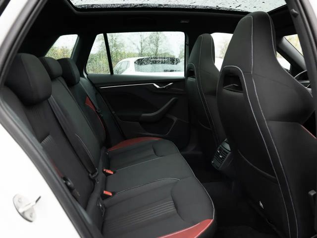 Skoda Kamiq 1.0 TSI Monte Carlo