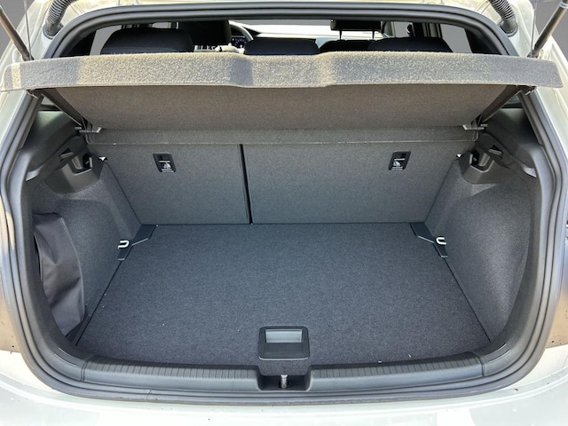 Volkswagen Polo 1.0 TSI DSG R-Line