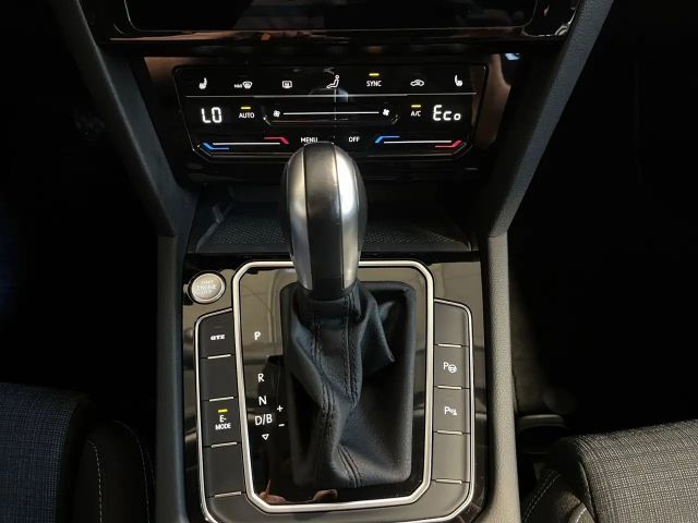 Volkswagen Passat GTE Variant