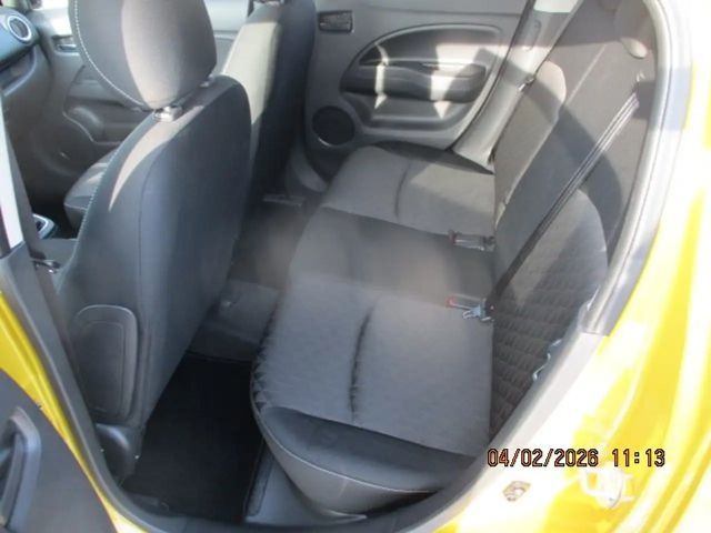 Mitsubishi Space Star Star