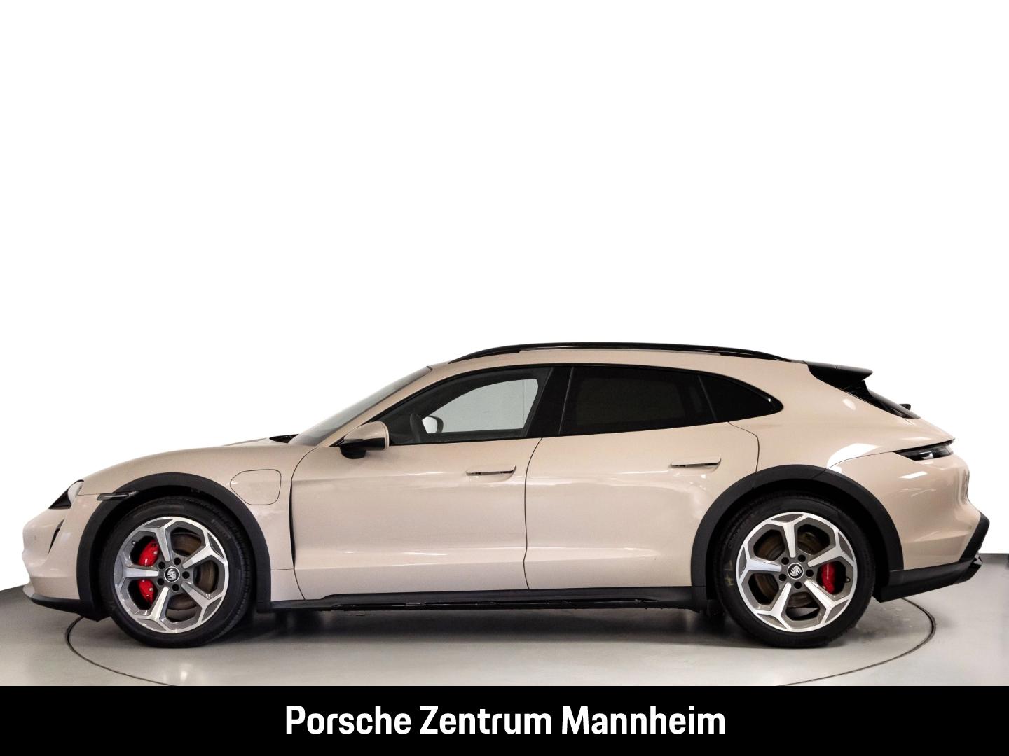 Porsche Taycan 4S Cross Turismo