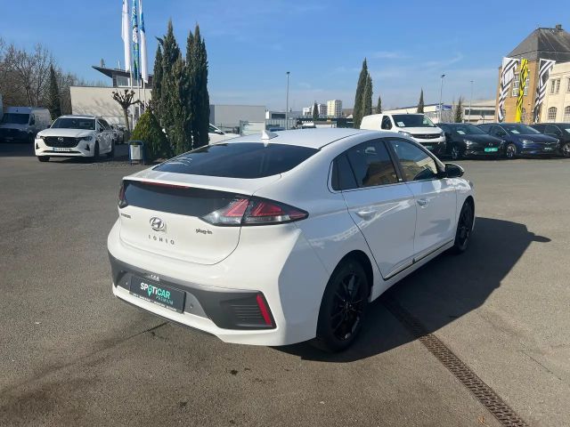 Hyundai Ioniq 1.6 Hybrid Plug-in Style