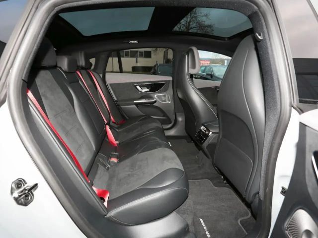 Mercedes-Benz EQE 43 4MATIC AMG Line Sedan