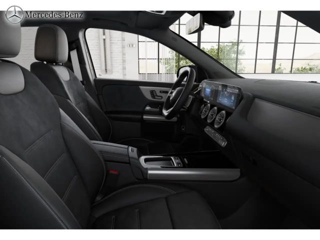 Mercedes-Benz GLA 200 AMG Line GLA 200 d