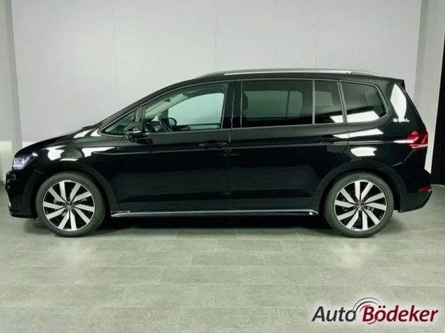 Volkswagen Touran 1.5 TSI DSG R-Line