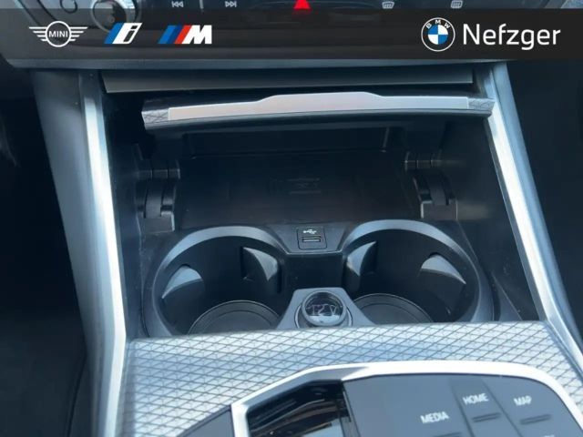 BMW 330 330d M-Sport Touring xDrive