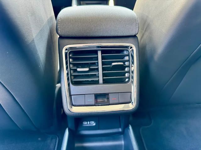 Skoda Enyaq iV 85x 82kWh *Wärmepumpe; AHK; MATRIX uvm.*