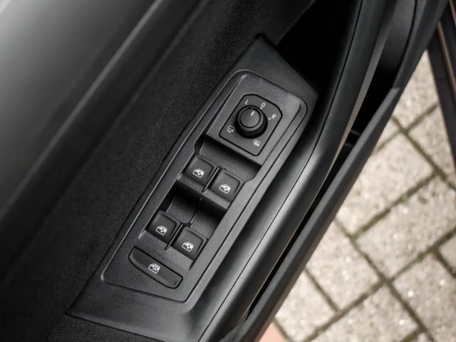 Volkswagen T-Roc 1.5 TSI DSG Life