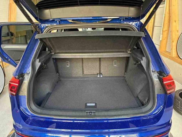 Volkswagen Tiguan BLACK 320PS NP.83T AKRAPOVIC.AHK.PANO.LEDER.AREA-VIEW.21