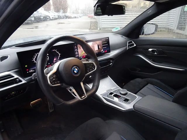 BMW 330 330e M-Sport Touring xDrive