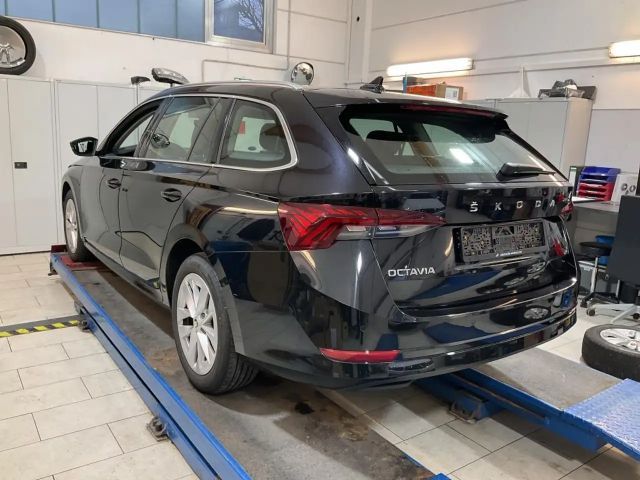 Skoda Octavia 2.0 TDI Combi Style Style