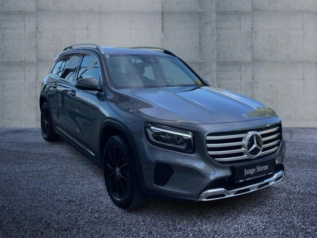 Mercedes-Benz GLB 220 4MATIC Progressive