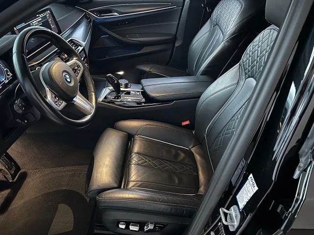 BMW 530 530e M-Sport Touring xDrive