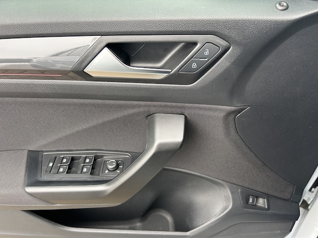 Volkswagen T-Roc 1.5 TSI DSG R-Line Sport