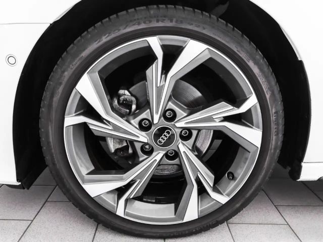 Audi A3 35 TFSI S-Line Sedan Sportback