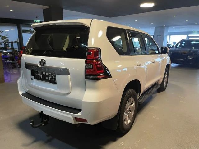 Toyota Land Cruiser Landcruiser AHV*elSitze*Kamera
