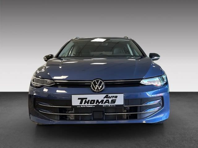 Volkswagen Golf 1.5 eTSI DSG Variant