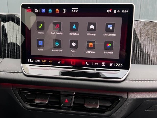 Volkswagen Tiguan 1.5 eTSI DSG Plus