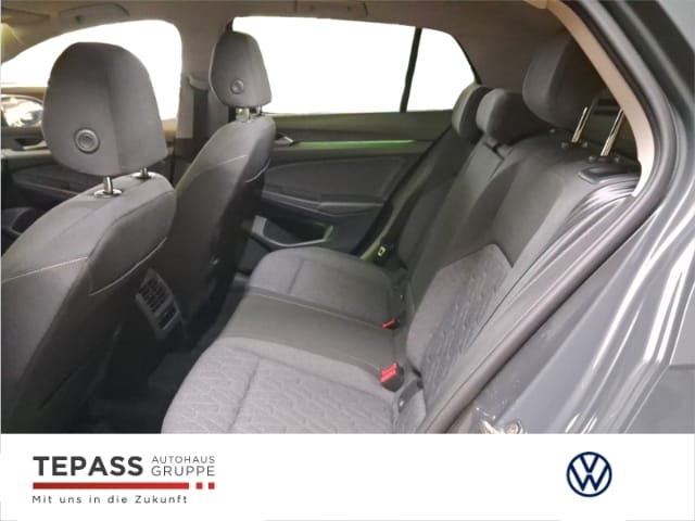 Volkswagen Golf 1.5 TSI Golf VIII Move