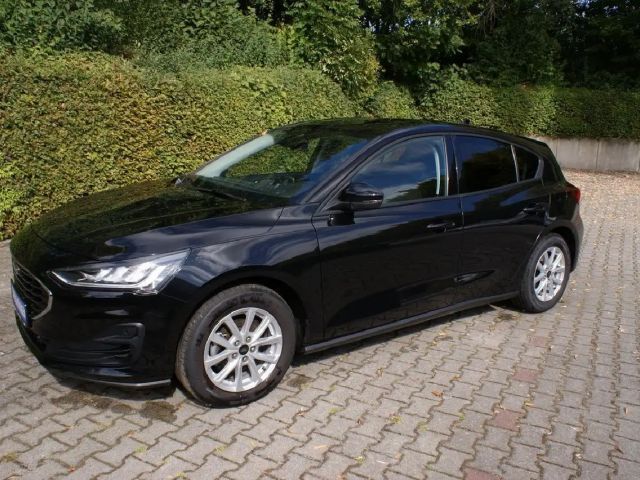 Ford Focus Cool & Connect