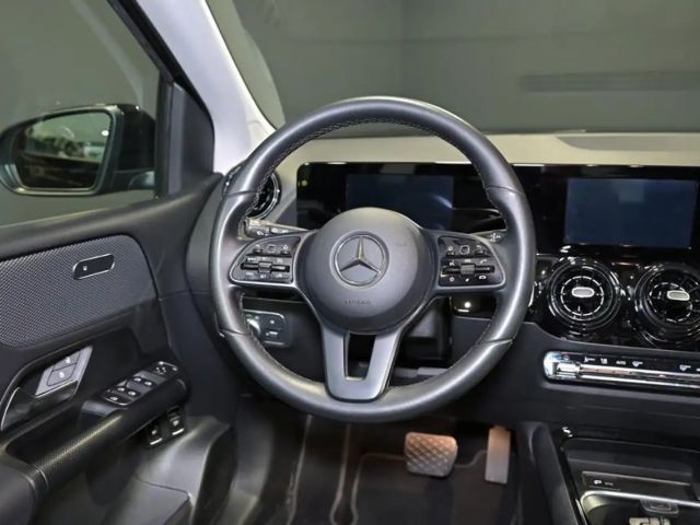 Mercedes-Benz B 250 B 250 e