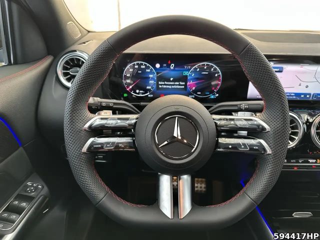 Mercedes-Benz GLA 250 4MATIC AMG Line