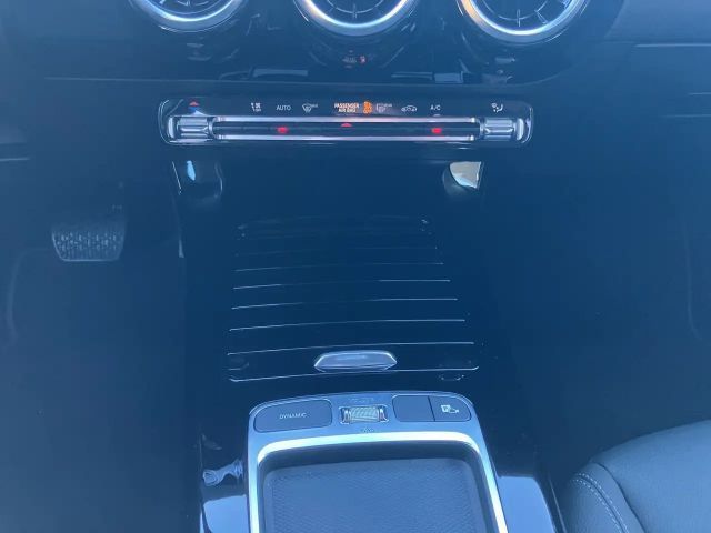 Mercedes-Benz A 180 Hatchback