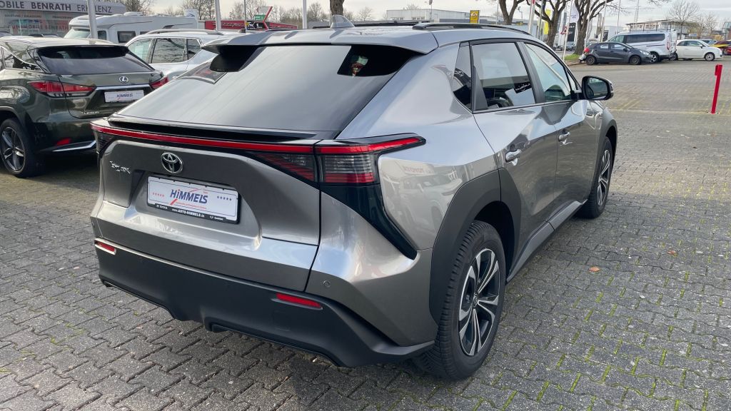 Toyota bZ4X 5-deurs Team D