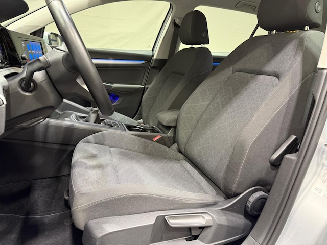 Volkswagen Golf 1.0 TSI Life Variant