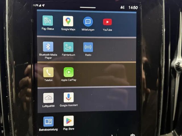 Volvo V60 AWD Dark Plus Recharge T6