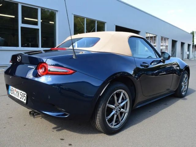 Mazda MX-5 SkyActiv