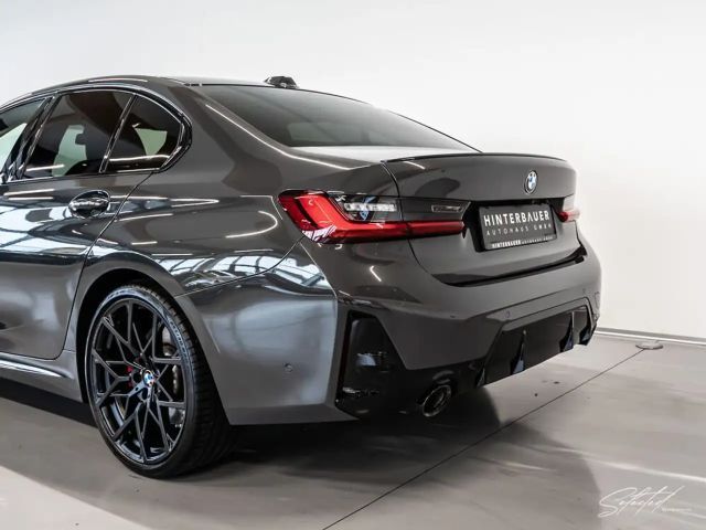 BMW 330 330i M-Sport Sedan xDrive