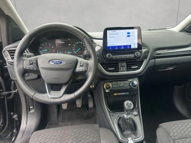 Ford Puma EcoBoost Titanium