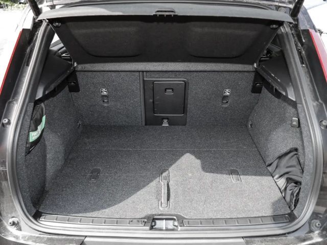 Volvo XC40 Dark Plus