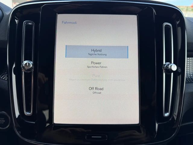 Volvo XC40 R-Design Recharge